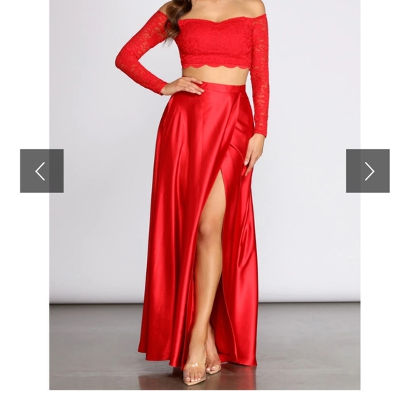 Windsor Dresses & Skirts - Red formal dress